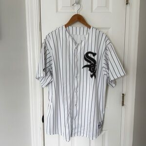 Chicago White Sox striped baseball jersey, size XXL